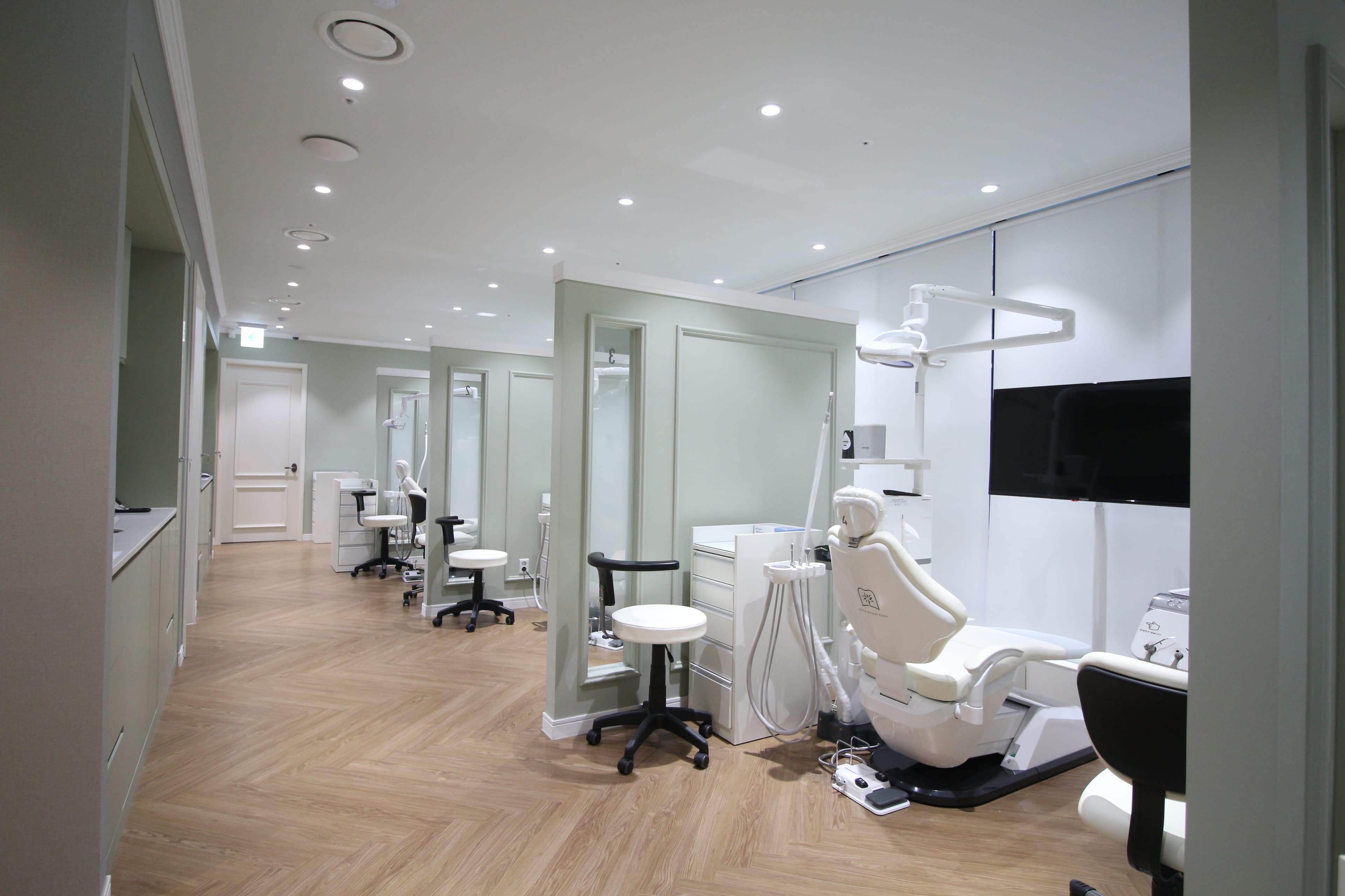 안녕하세요, 올리브치과 소독실 아르바이트 선생님 모집합니다.